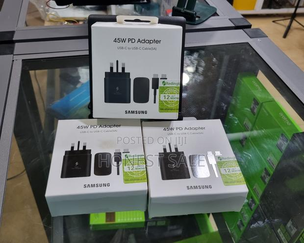 Samsung Type C to Type-C Supper Fast Charger · Photo 2