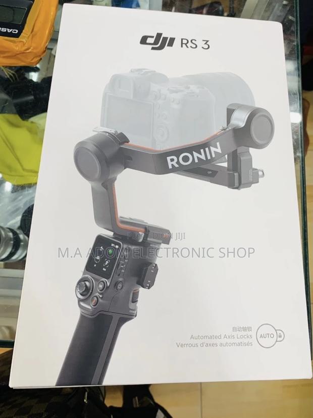 Unique Design DJI RS 3 Gimbal for DSLR Mirrorless Camera. · Photo 1