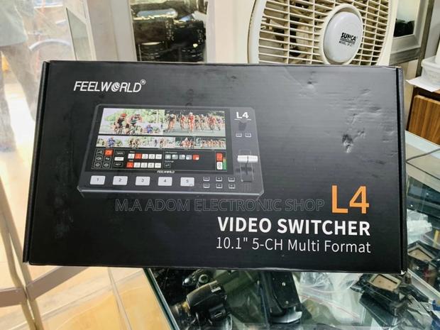 Feelworld L4 HDMI Livestream Switcher + 10.1" LCD Monitor · Photo 1