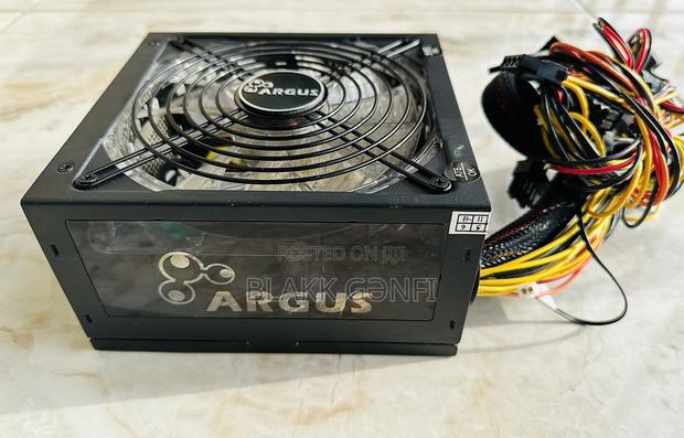 Argus 700w Poweful Rgb Gaming Power Supply · Photo 3