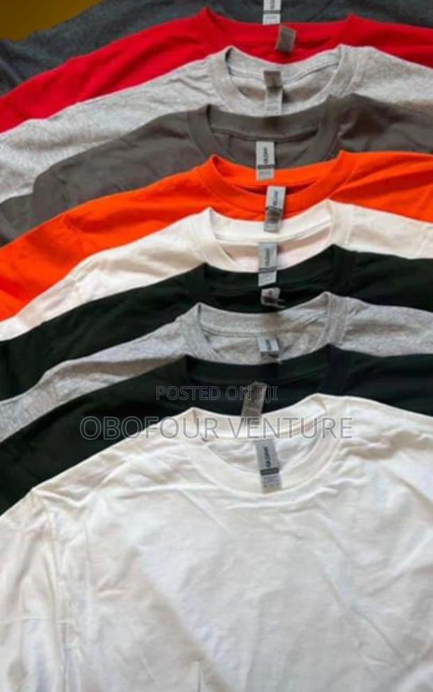 Quality and Affordable Round Neck From the USA · Photo 3