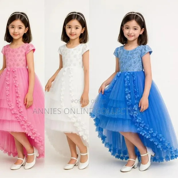 Christmas and Bridal Dresses · Photo 1