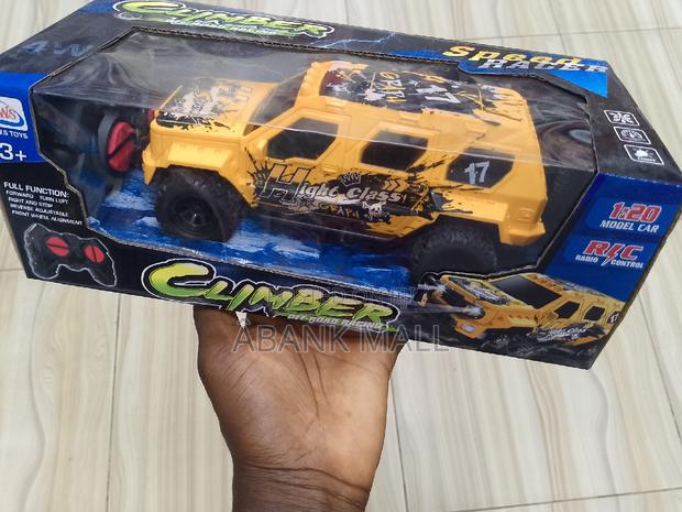 Remote Control Racer · Photo 1