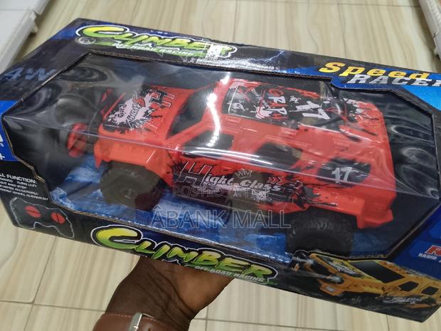 Remote Control Jeep · Photo 1