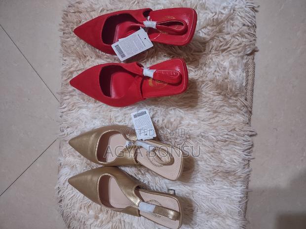 New Ladies Shoes · Photo 3