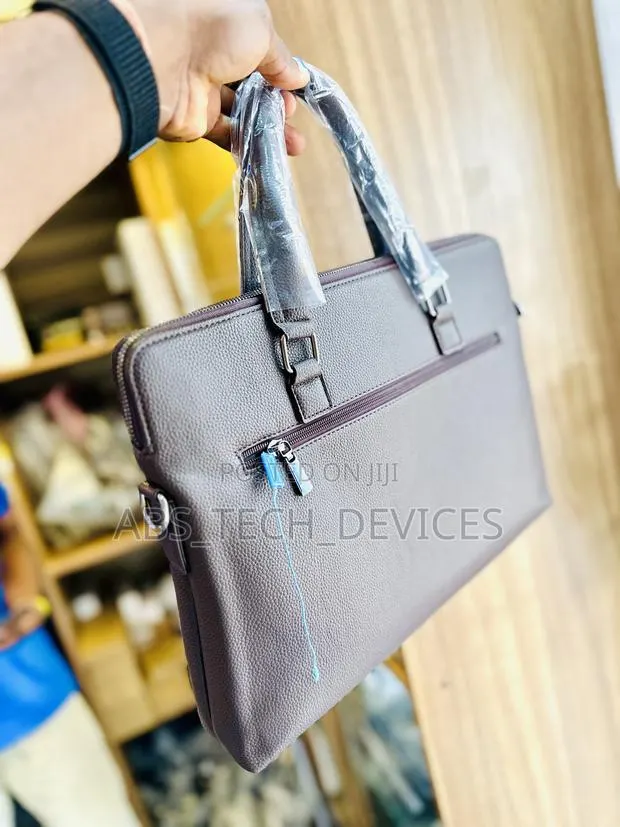 Original Leather Laptop Bag · Photo 1
