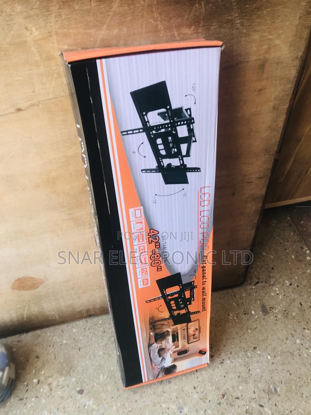 Highly Originally Flat-Screen Adjustable TV Wall Mount · Photo 1