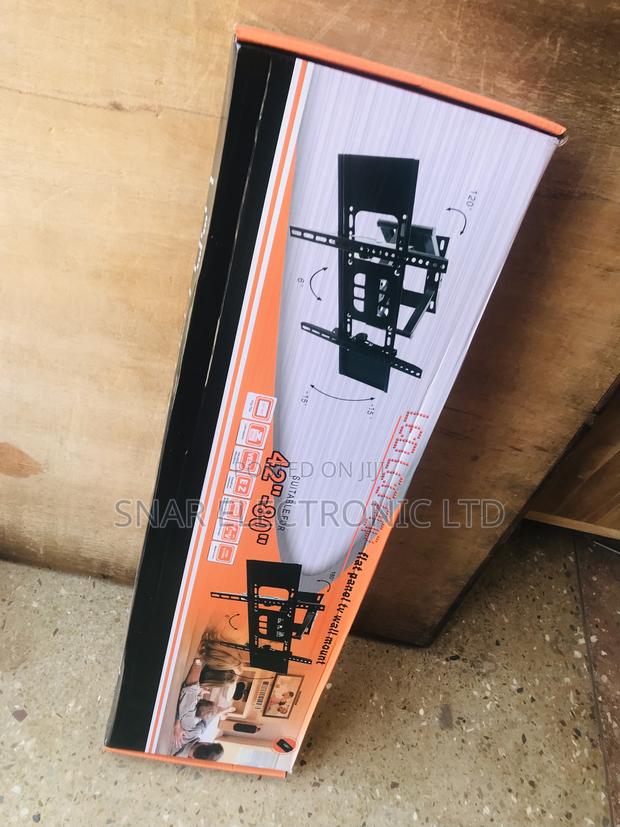 Highly Recommended Flat-Screen Adjustable TV Wall Mount · Photo 1
