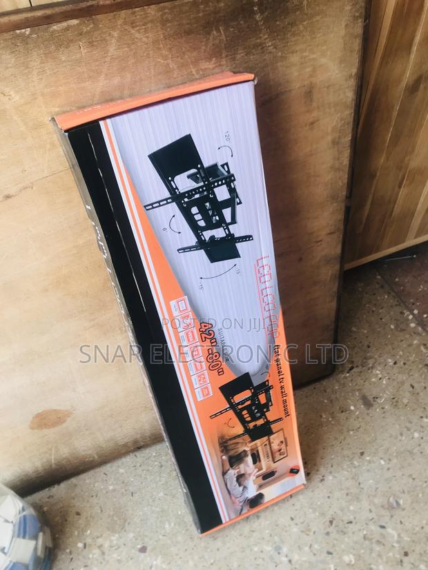 Recommended Flat-Screen Adjustable TV Wall Mount · Photo 1