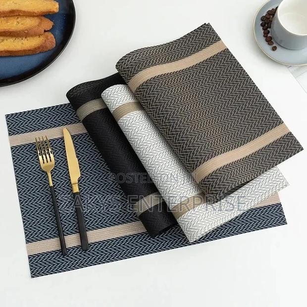 Heat Resistant Place Mats 6pcs · Photo 3