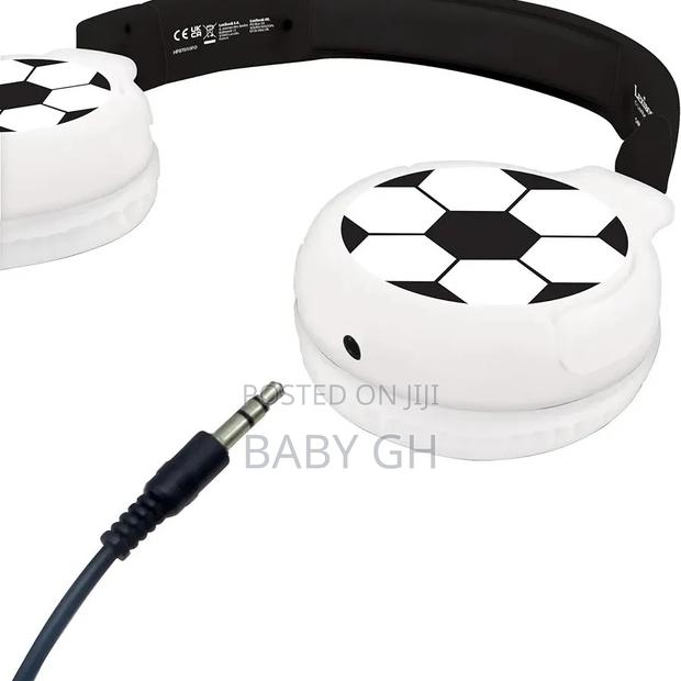 Football Designed Bluetooth and Wired Headphones for Boys · Photo 3