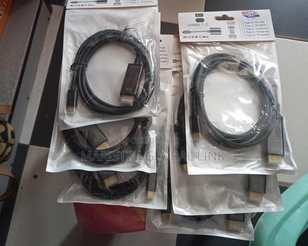 Type-C to HDMI Cable 1.5M · Photo 1