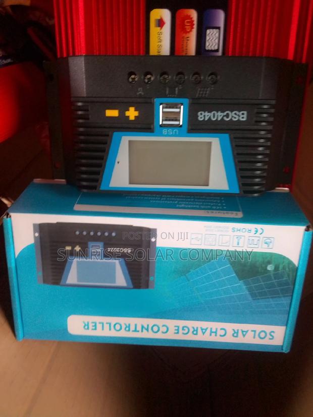 Solar Charge Controller · Photo 4
