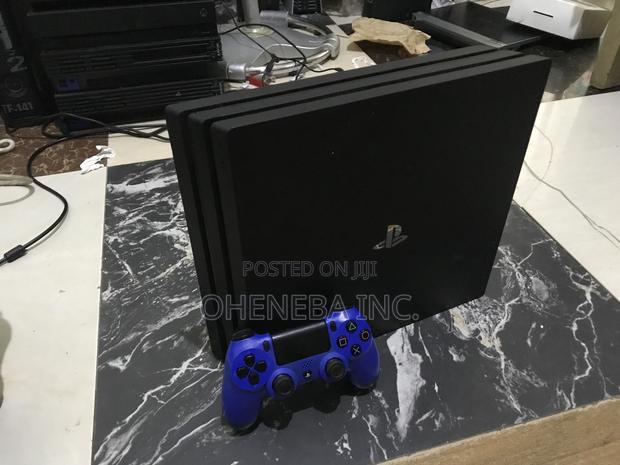 Ps4 Pro Jailbreak With FC27+ More Games + 2 Controllers · Photo 3