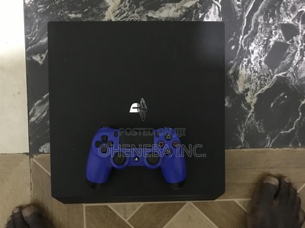 Ps4 Pro Jailbreak With FC27+ More Games + 2 Controllers · Photo 4