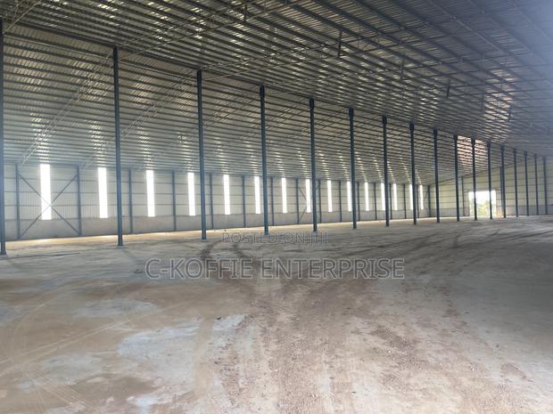 8000 SQM Warehouse + Apartments at Tema-Port for Rent · Photo 3