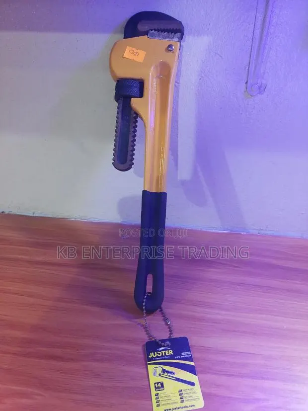 Juster Professional Tools JLD10004 Pipe Wrench · Photo 1