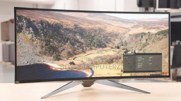 Alienware 34 Monitor AW3418DW* · Photo 1
