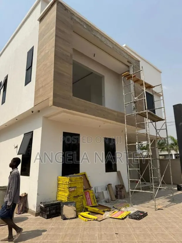 3bdrm Duplex in Baatsonaa Spintex for sale · Photo 1