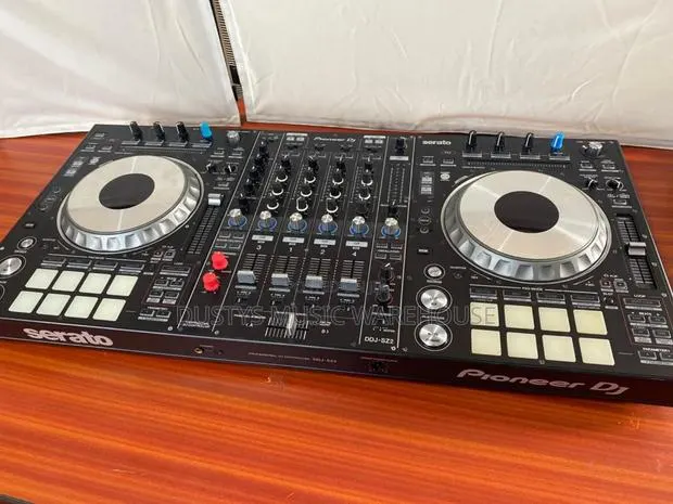 Pioneer DDJ Dj Sz2 Controller · Photo 1