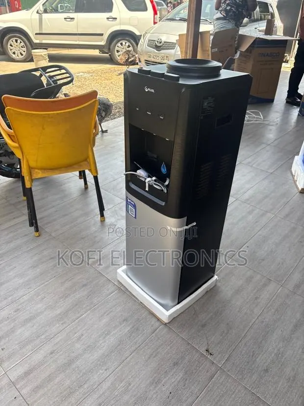 Pearl Water Dispenser With Storage Trays Efficient Durable · Photo 1