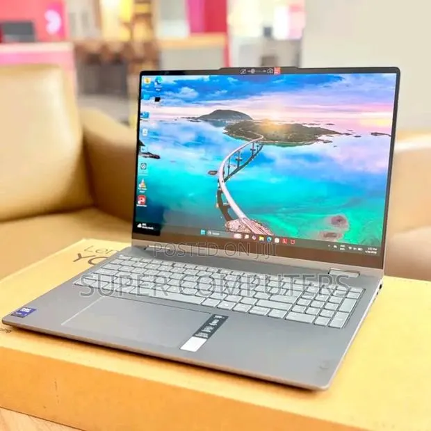 New Laptop Lenovo Legion Pro 7 32GB Intel Core Ultra 7 SSD 1T · Photo 1