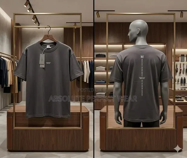 Heavy Textured Round Neck Top for Men · Photo 1