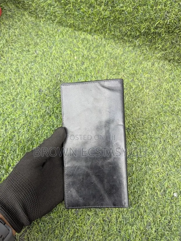 Real Camel Leather Long Wallet (Pre-Owned) · Photo 1