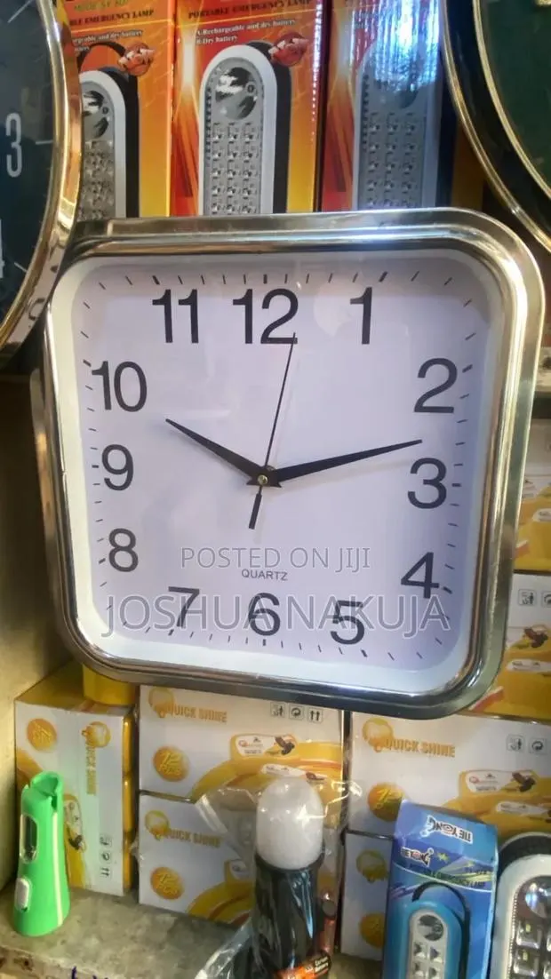 Branding Clock · Photo 1