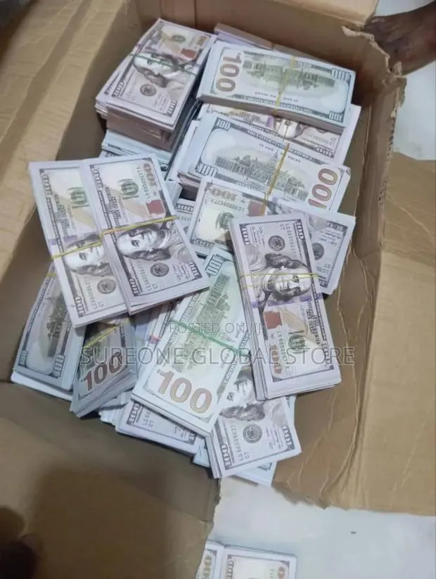 Fake Dollar Props for Movies · Photo 1