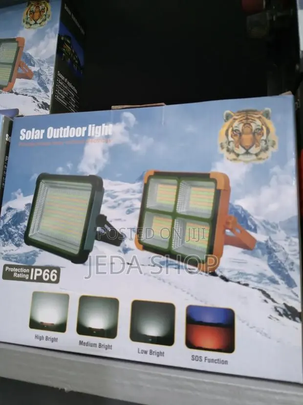 Solar Outdoor Light · Photo 1