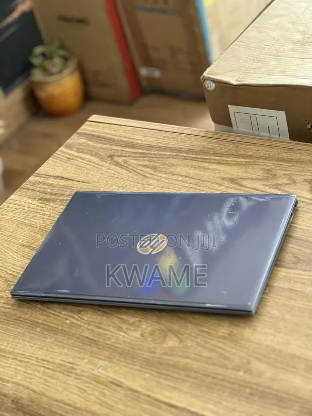 Laptop HP Pavilion 15 8GB AMD Ryzen 7 SSD 256GB · Photo 1