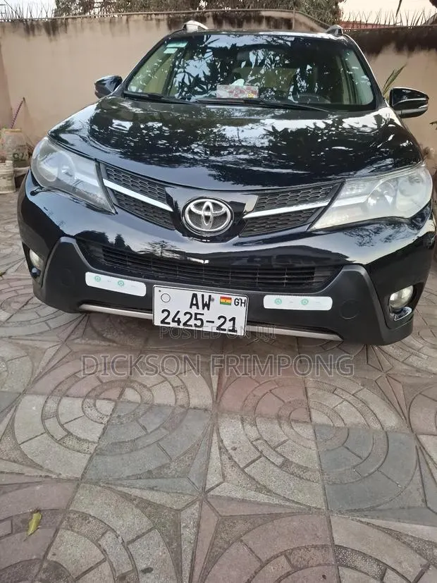 Toyota RAV4 XLE AWD (2.5L 4cyl 6A) 2016 Black · Photo 1