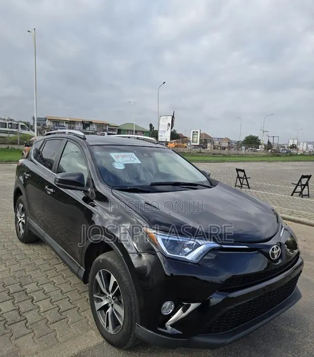 Toyota RAV4 2017 · Photo 1