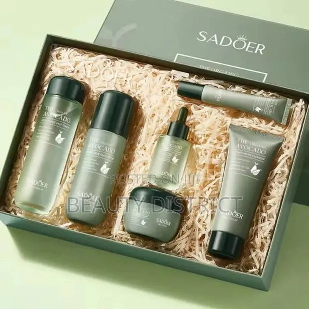Avocado Skincare Set · Photo 1