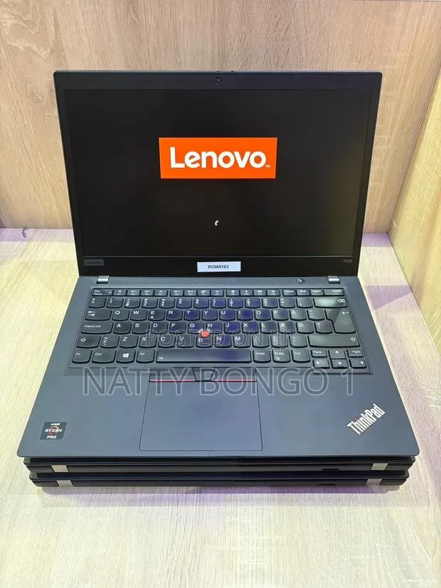 Laptop Lenovo ThinkPad t495s 8GB AMD Ryzen 5 SSD 256GB · Photo 1