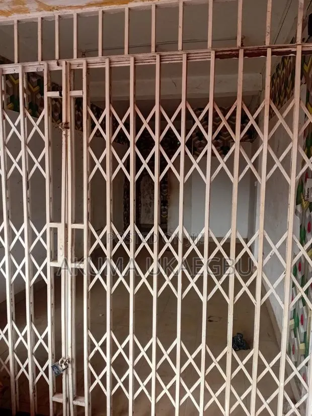 Shop for Rent · Photo 1
