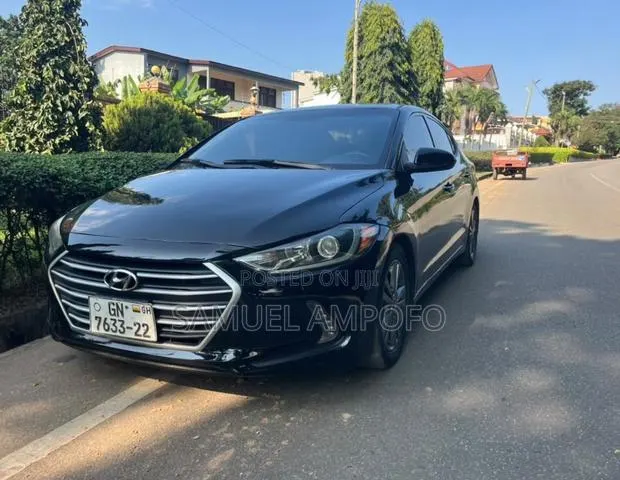 Hyundai Elantra Limited 2018 Black · Photo 1
