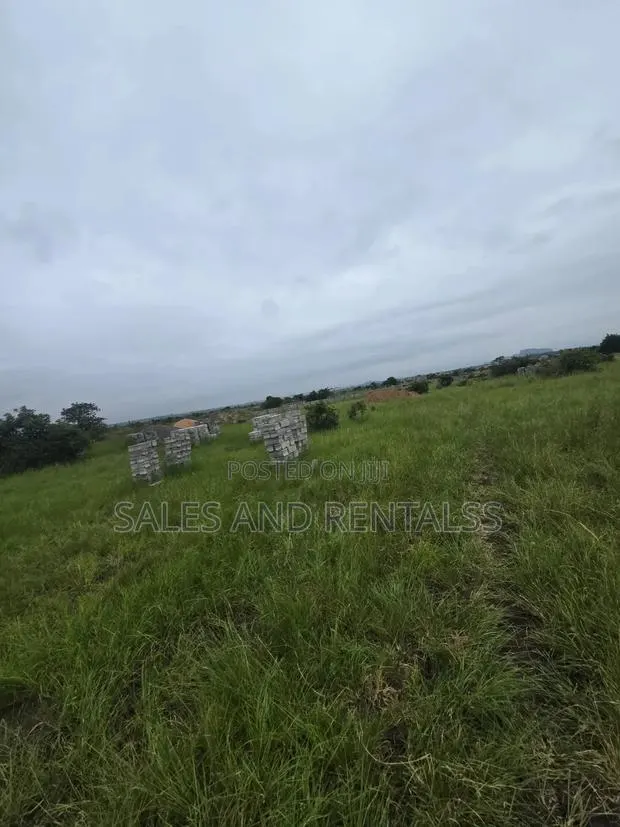Dawhenya Land · Photo 1