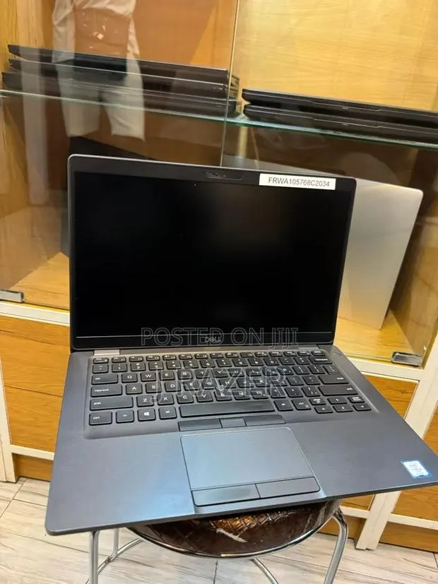 Laptop Dell Latitude 5400 16GB Intel Core i5 SSD 256GB · Photo 1