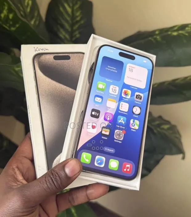 Apple iPhone 15 Pro Max 512 GB Bronze · Photo 1