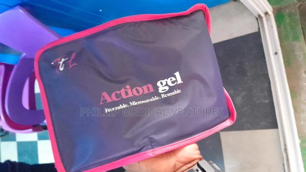 Ice Pack Numbs · Photo 1