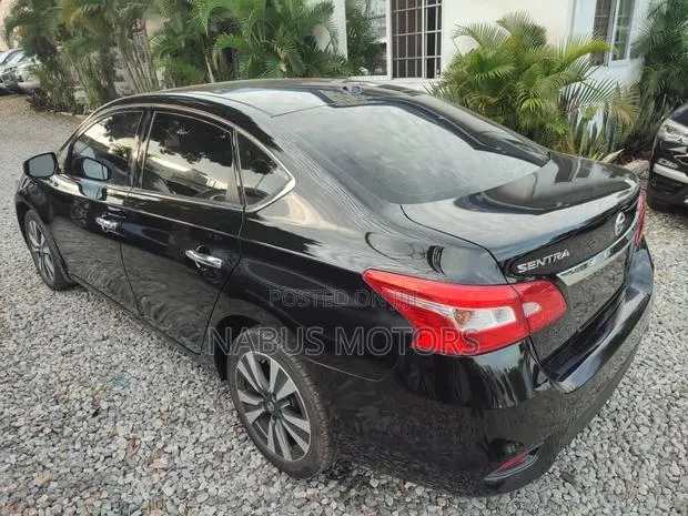 Nissan Sentra SL 2018 Black · Photo 1