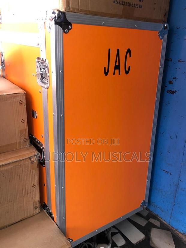 Jac 18u Amplifier Rack (Orange) · Photo 1