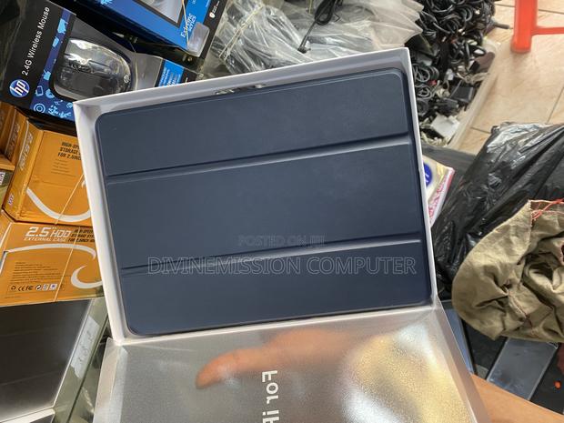iPad 10.2 , 10.5 Original Smart Case With Pen Slot · Photo 4