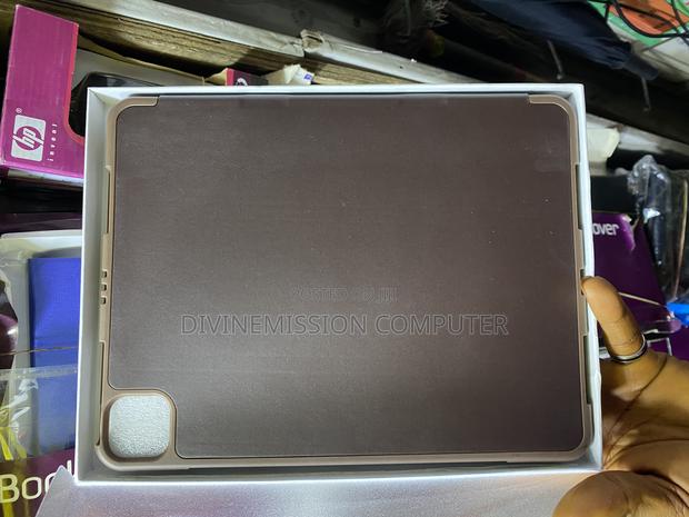 iPad Air4/5 10.9 Original Smart Case. With Pen Space · Photo 5
