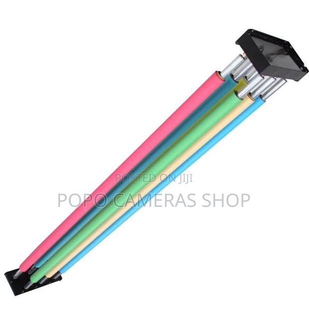 4 Roller Backdrop Electronic Wallmount · Photo 1
