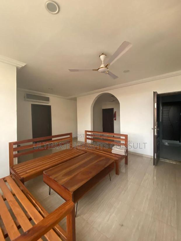 3bdrm Apartment in Dzorwulu, Dworwulu for rent · Photo 8