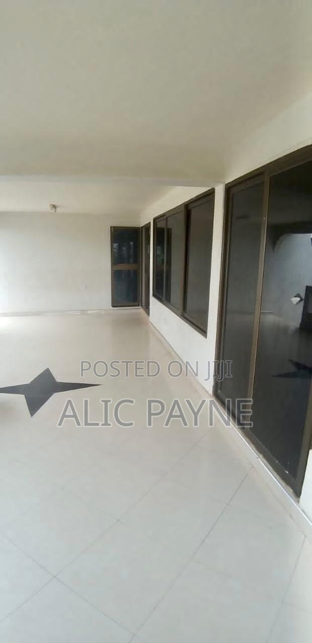 Furnished 6bdrm Mansion in Alic, Dansoman for sale · Photo 6