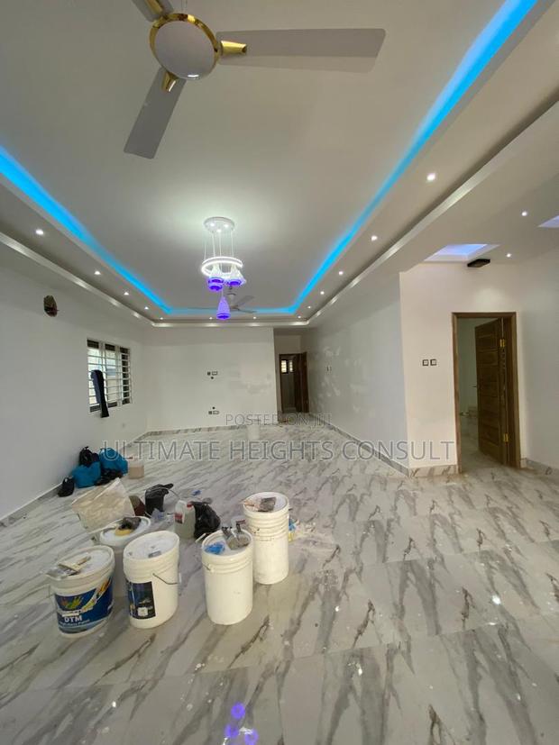3bdrm House in Ablekuma Odumase for sale · Photo 8